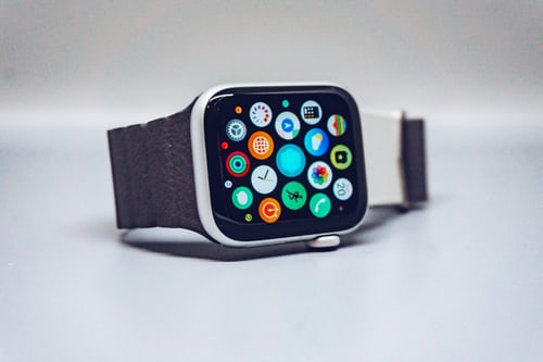 how to use the dock on your Apple Watch
