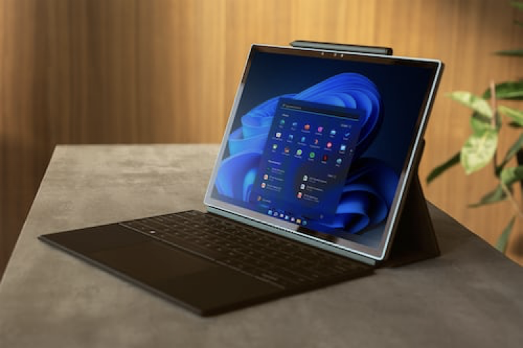 Laptop Application For Gardening